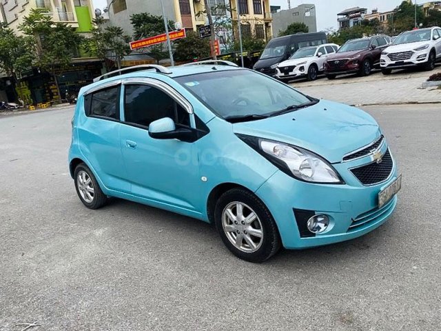 Bán ô tô Chevrolet Spark đời 2011, màu xanh lam còn mới