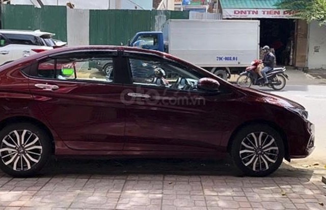 Xe Honda City đời 2019, màu đỏ chính chủ, 530 triệu