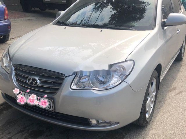 Cần bán lại xe Hyundai Elantra sản xuất năm 2011, màu bạc, nhập khẩu