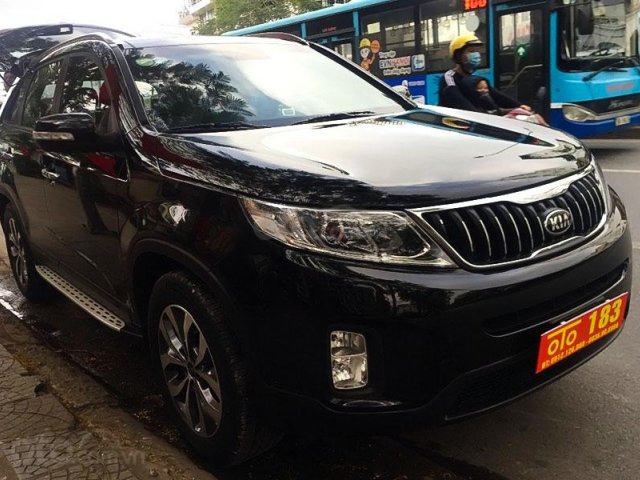 Bán Kia Sorento năm 2018, màu đen còn mới giá cạnh tranh