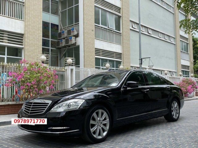 Bán gấp với giá ưu đãi nhất chiếc Mercedes S300 sản xuất 2010