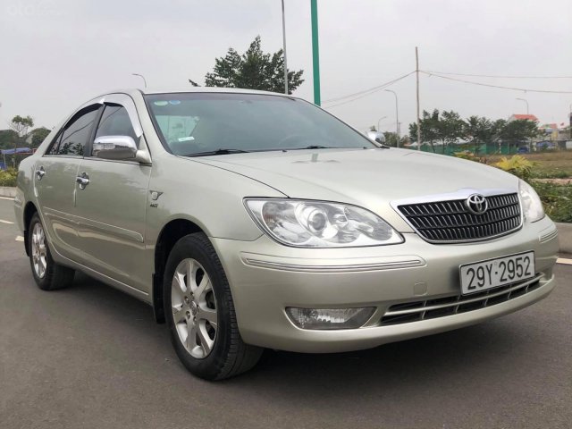 Bán gấp với giá ưu đãi nhất chiếc Toyota Camry 2.4G MT sản xuất 2006