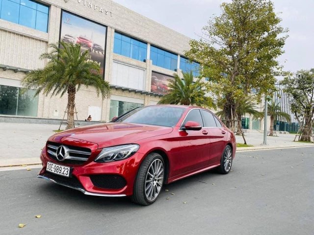 Cần bán Mercedes-Benz C300 sx 2017 model 20180