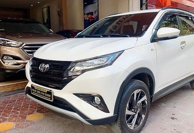 Bán Toyota Rush sản xuất 2018, màu trắng, xe nhập còn mới