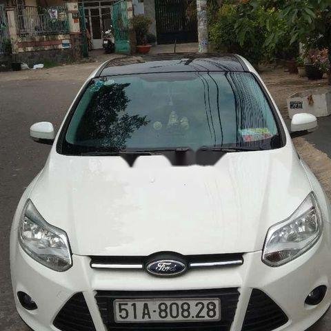 Cần bán xe Ford Focus sản xuất 2014 còn mới giá cạnh tranh