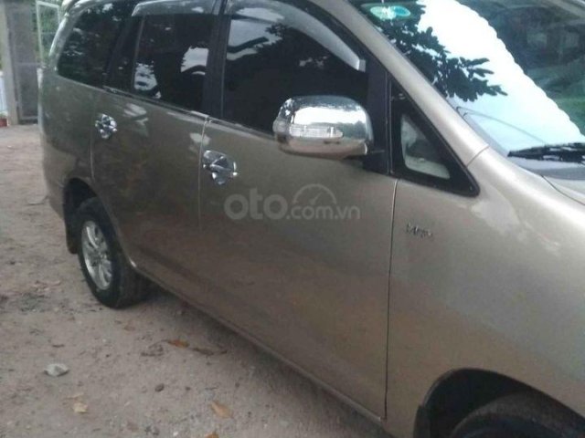 Bán Toyota Innova đời 2008 giá cạnh tranh