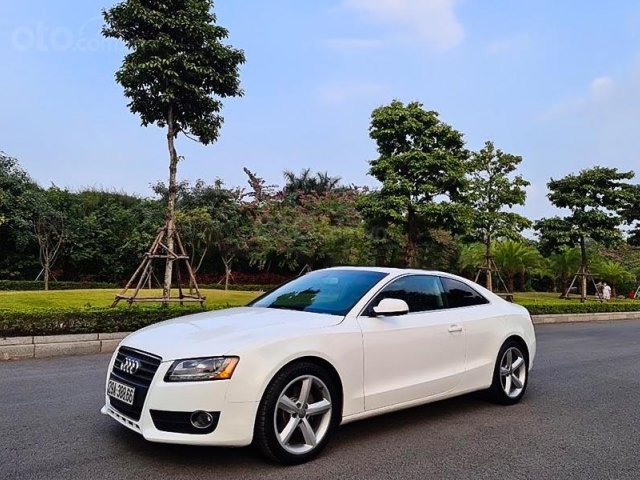 Bán Audi A5 sản xuất năm 2010, màu trắng, xe nhập chính chủ, giá tốt