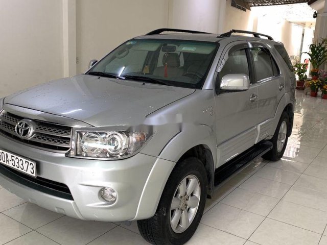 Bán Toyota Fortuner 2011, màu bạc, 460 triệu