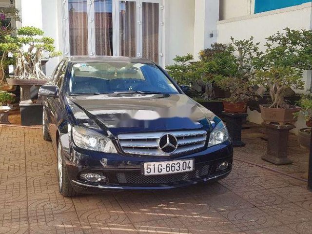 Bán Mercedes C200 sản xuất 2010, giá cạnh tranh