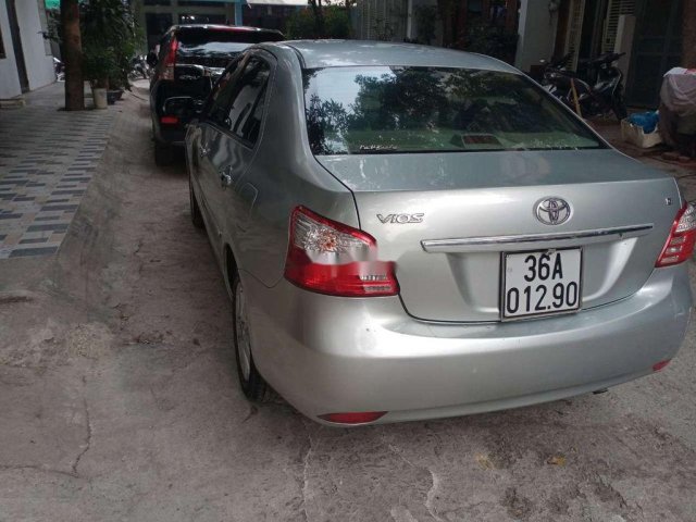 Cần bán Toyota Vios G sản xuất 2011, giá cạnh tranh