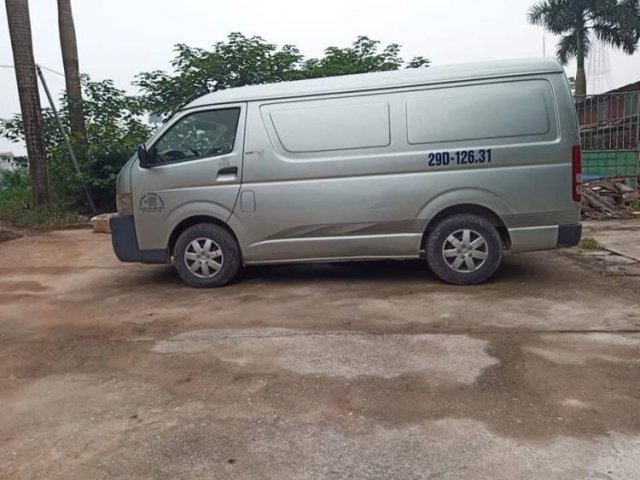 Bán Toyota Hiace sản xuất 2008 còn mới