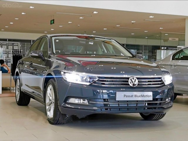 Passat Bluemotion màu xám ghi cực đẹp lịch lãm - lái ngon - bền chắc - khuyến mãi 200 triệu0