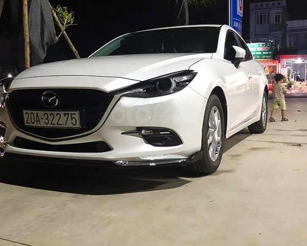 Cần bán xe Mazda 3 sản xuất năm 2019, màu trắng còn mới, 635 triệu
