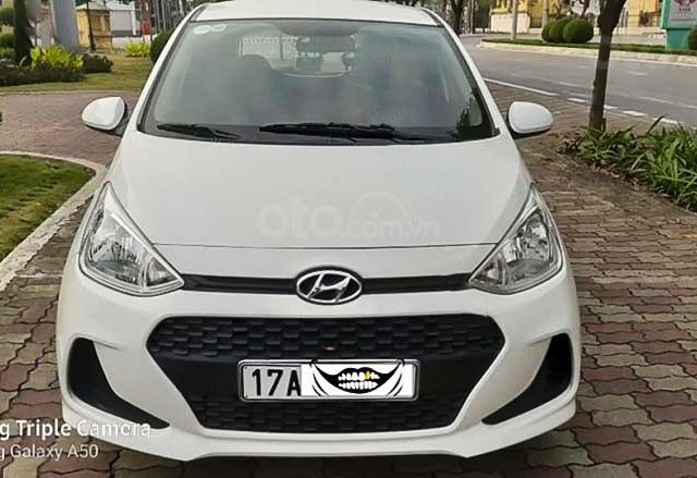 Xe Hyundai Grand i10 năm sản xuất 2017, màu trắng còn mới, giá chỉ 265 triệu