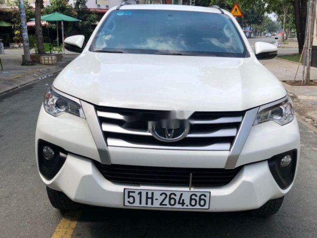 Xe Toyota Fortuner năm sản xuất 2020, màu trắng, số sàn, 979tr