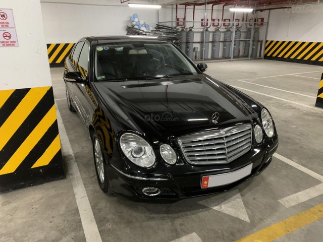 Bán Mercedes E280 sản xuất 2008, màu đen số tự động, nhập khẩu