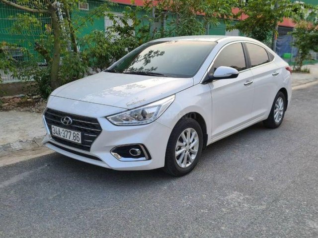 Bán nhanh chiếc Hyundai Accent đời 2020, giá cạnh tranh0