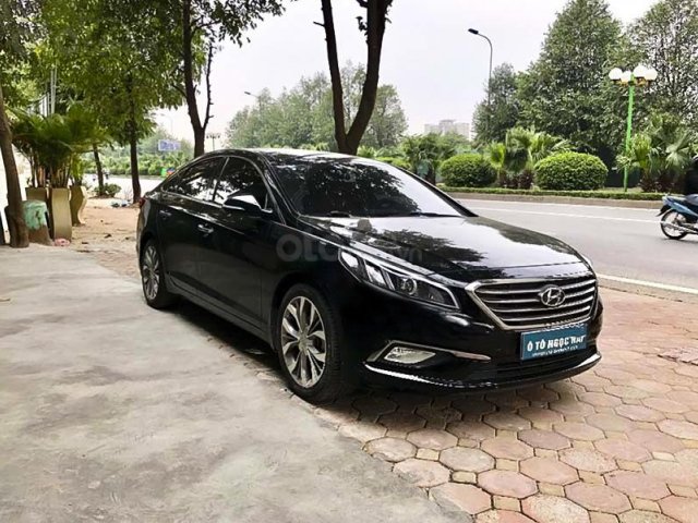 Cần bán gấp Hyundai Sonata 2.0 AT năm sản xuất 2015, màu đen, xe nhập, 668tr