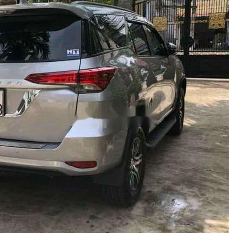 Bán ô tô Toyota Fortuner sản xuất 2018, màu xám chính chủ, 800 triệu0