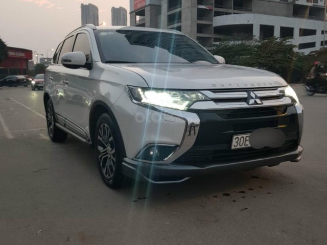 Bán ô tô Mitsubishi Outlander sản xuất 2016 - Hàng cực hiếm0