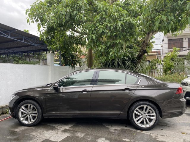 Volkswagen Passat Bluemotion 2017, đăng ký 2018, đi 33000 km, còn mới nguyên