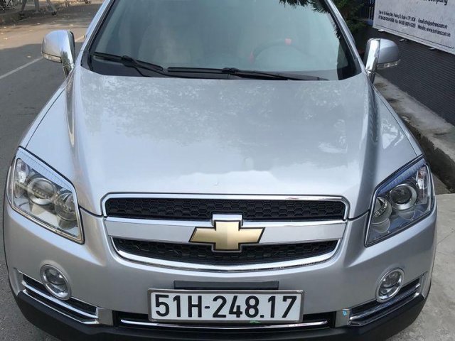 Bán xe Chevrolet Captiva năm sản xuất 2009, màu xám0