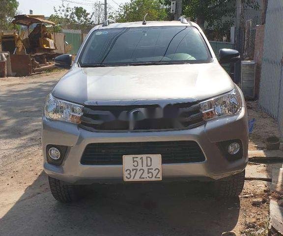 Cần bán xe Toyota Hilux đời 2019, màu bạc, xe nhập 0