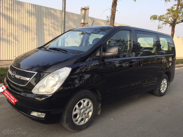 Bán ô tô Hyundai Starex 2013, màu đen, giá 495tr