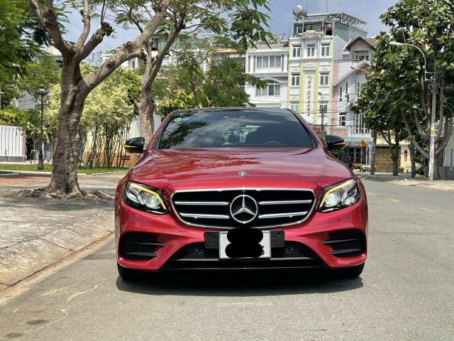 Cần bán Mercedes E300 AMG sản xuất năm 20200