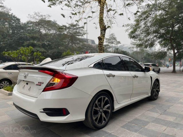 Bán Honda Civic năm sản xuất 2019, màu trắng cao cấp nhất0