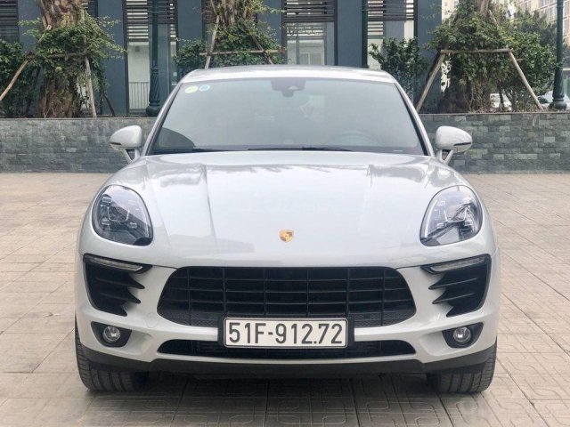 Cần bán xe Porsche Macan sản xuất 2017, màu trắng, nhập khẩu