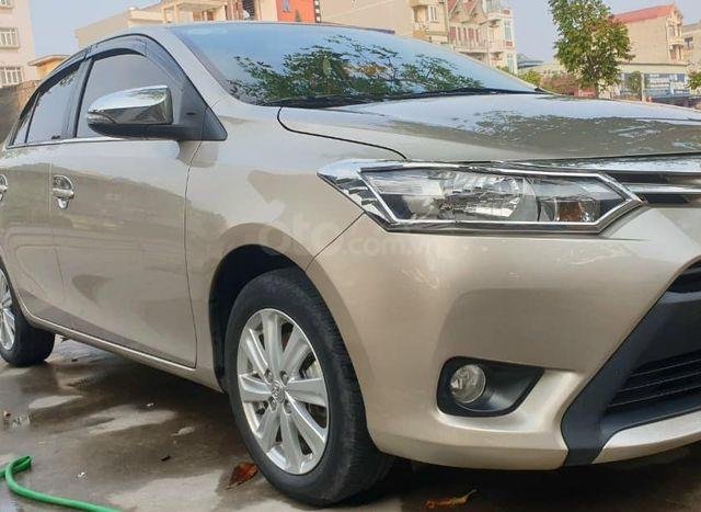 Bán Toyota Vios E sản xuất năm 2017, màu vàng đẹp như mới