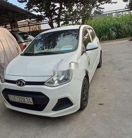 Cần bán xe Hyundai Grand i10 sản xuất năm 2013, màu trắng