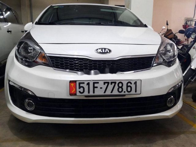 Cần bán gấp Kia Rio sản xuất 2016 còn mới, 350tr