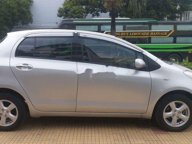 Bán Toyota Yaris năm sản xuất 2007 còn mới, giá 335tr