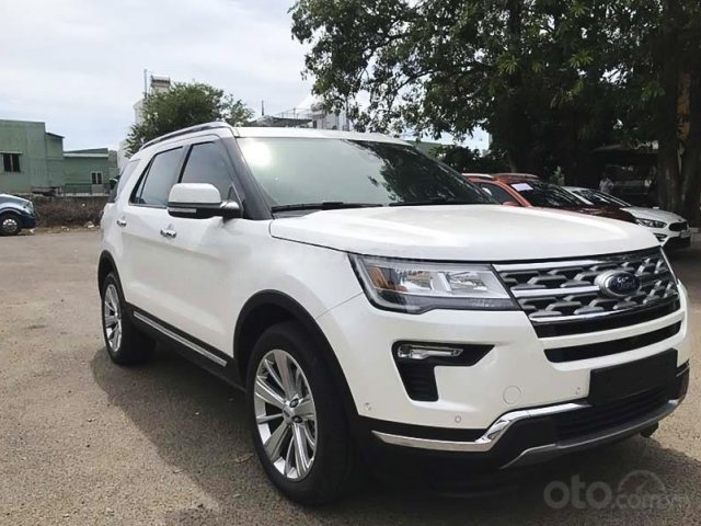 Bán ô tô Ford Explorer Limited năm sản xuất 2021, màu trắng, nhập khẩu nguyên chiếc0