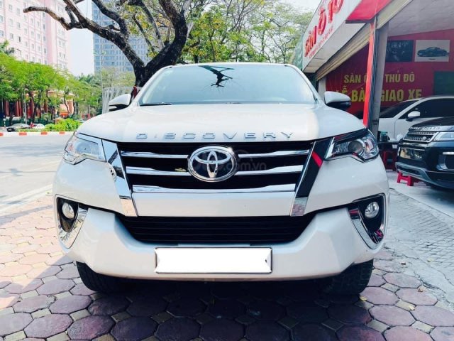 Bán gấp với giá thấp chiếc Toyota Fortuner 2.4AT sx 2019 máy dầu, số tự động