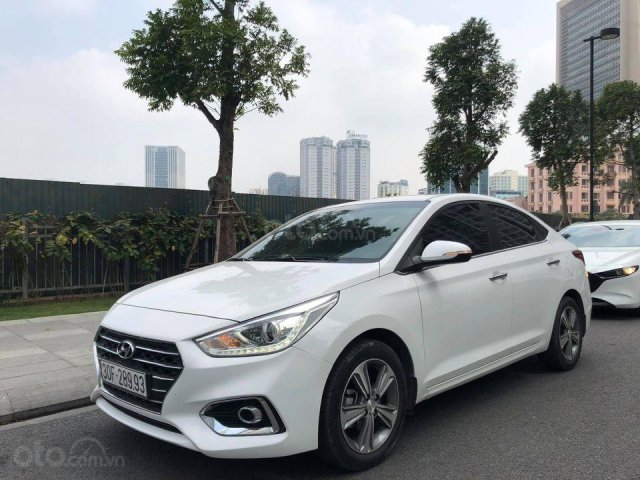 Bán gấp với giá ưu đãi nhất chiếc Hyundai Accent 1.5AT sx 2018