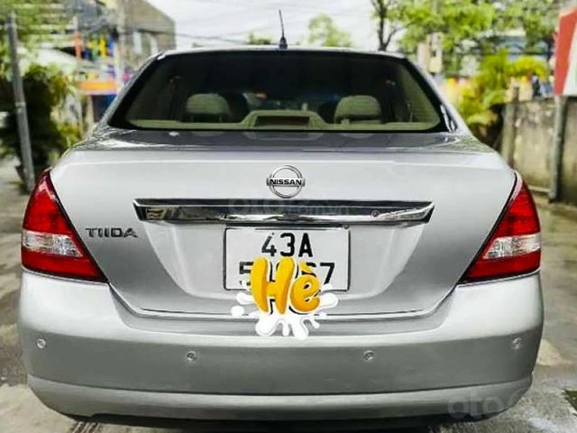 Bán Nissan Tiida 1.6 AT năm 2009, màu bạc, xe nhập, 302 triệu