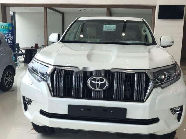 Bán Toyota Prado sản xuất năm 2021, màu trắng, nhập khẩu nguyên chiếc