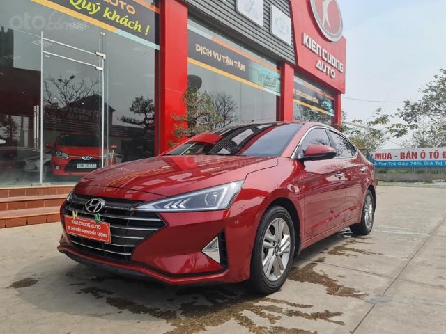 Bán ô tô Hyundai Elantra năm 2019, màu đỏ giá tốt0