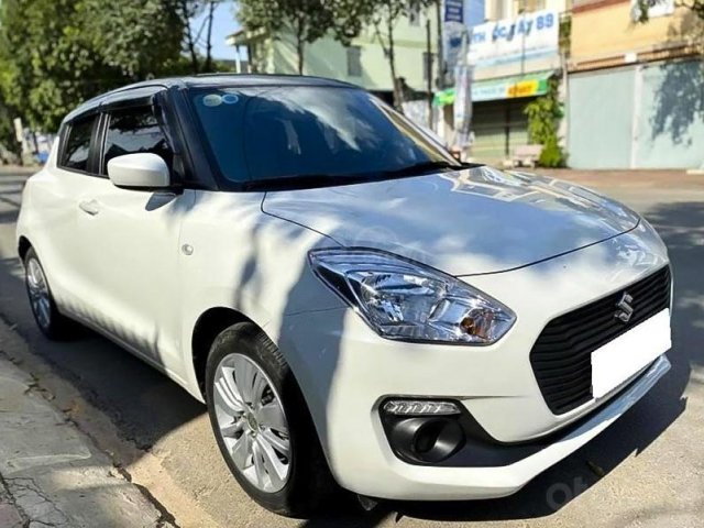 Xe Suzuki Swift GL sản xuất 2019, màu trắng giá cạnh tranh0