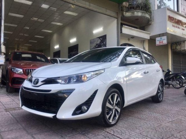 Bán Toyota Yaris 1.5 AT sản xuất 2019, màu trắng, giá 620tr0