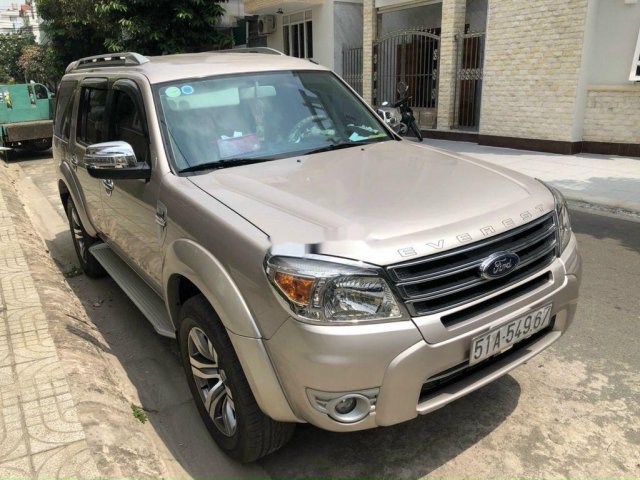 Cần bán Ford Everest sản xuất năm 2013 còn mới0