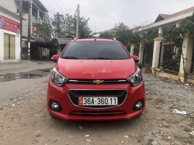 Bán ô tô Chevrolet Spark đời 2018, màu đỏ còn mới0