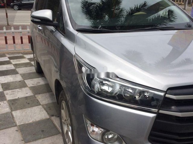 Cần bán xe Toyota Innova năm sản xuất 2018