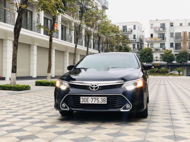 Bán Toyota Camry năm sản xuất 2016 còn mới, giá tốt0