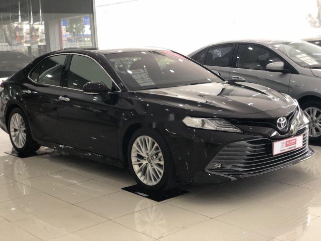 Bán Toyota Camry 2.5Q sản xuất 2019, nhập khẩu nguyên chiếc0