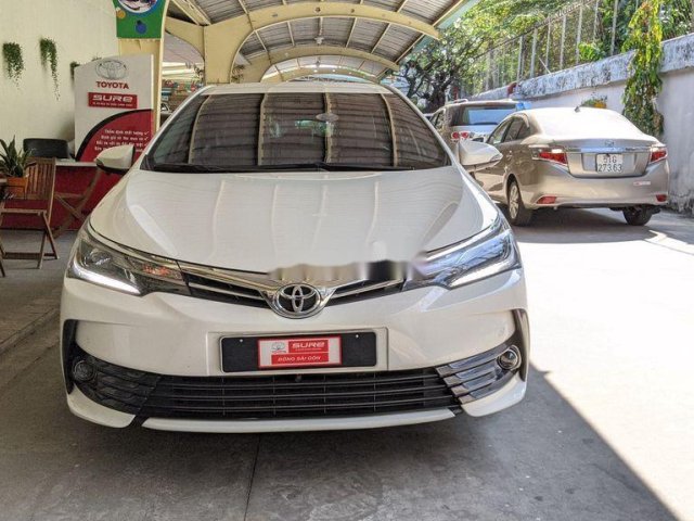 Cần bán lại xe Toyota Corolla Altis năm 2017 còn mới, giá chỉ 750 triệu0