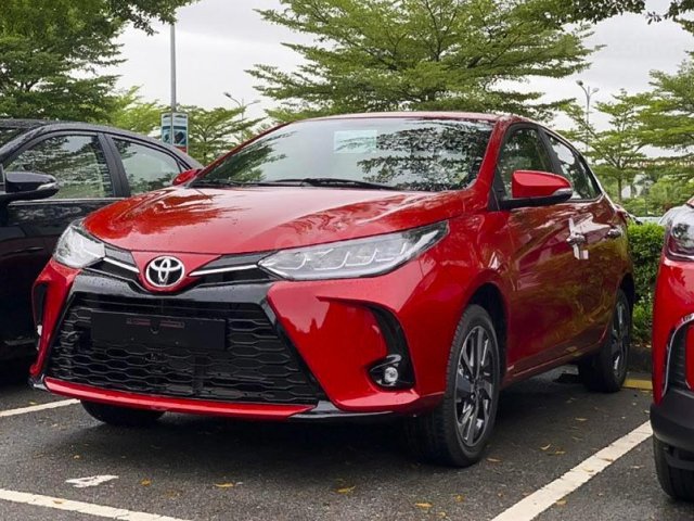 Bán Toyota Yaris 1.5G CVT sản xuất 2021, màu đỏ, xe nhập, giá tốt